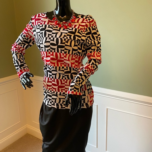 Kenneth Cole Geometric Shape Top - Picture 1 of 12